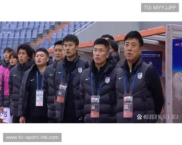 B队主帅赛后为胜利归功于防守纪律,b队进攻,b队6号 B队主帅赛后为胜利归功于防守纪律,b队进攻,b队6号